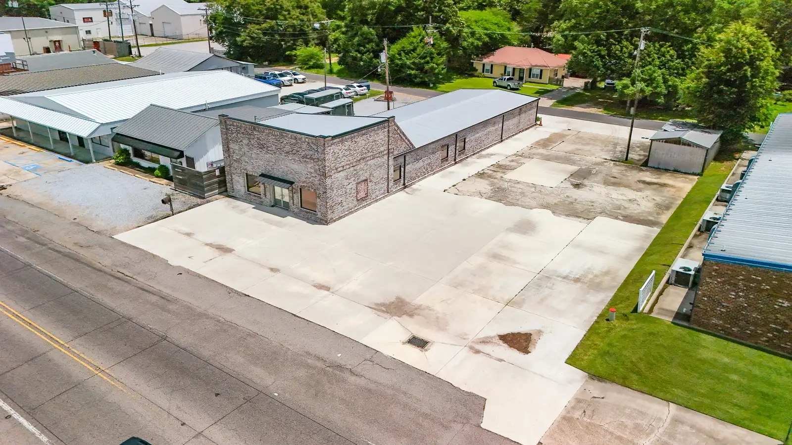 Fully Renovated Office Building