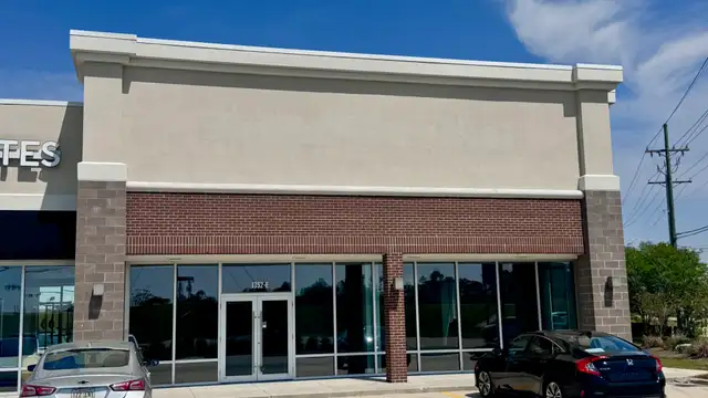1752 Lindberg Dr thumbnail 3