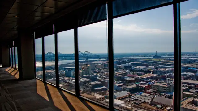 Poydras Center thumbnail 4