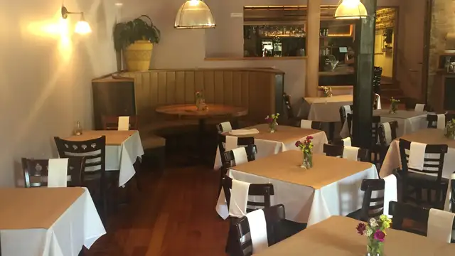 RESTAURANT ON S. CARROLLTON thumbnail 3