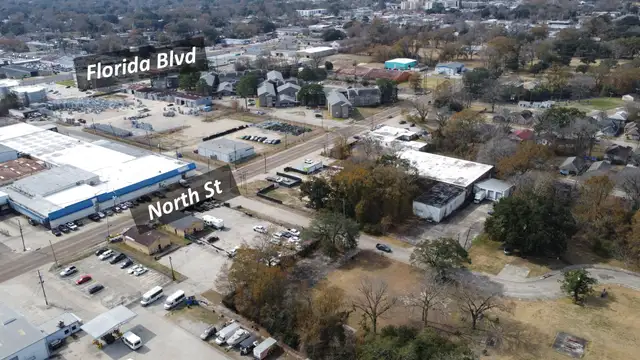 606 N 48th St thumbnail 2