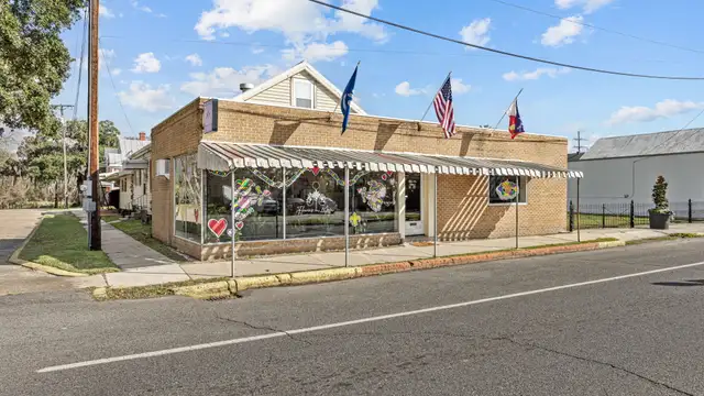 824 Main St thumbnail 3