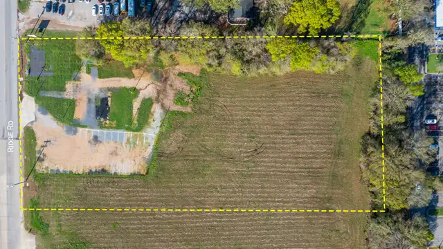 200 Blk Ridge Rd thumbnail 3