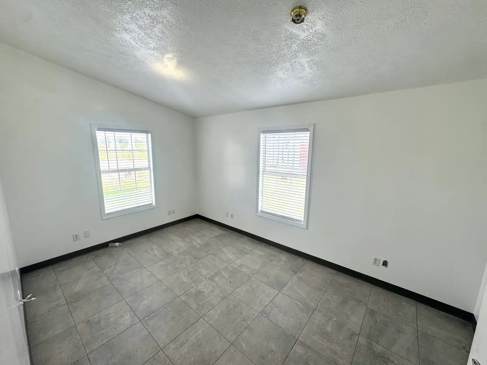 4407 Opelousas St image 4