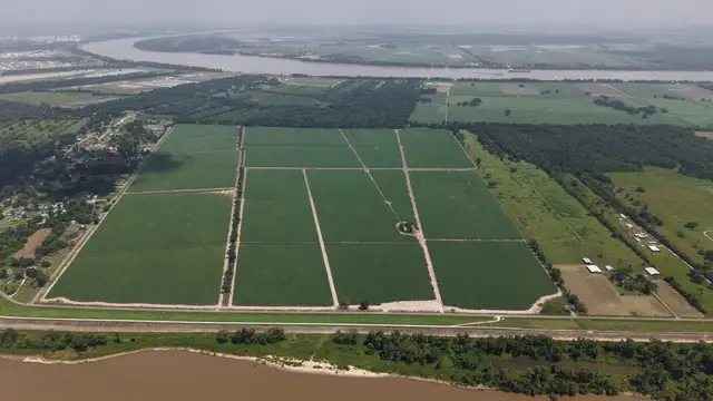 +/-860-Acre Deep-Water Industrial Development Site on the Mississippi River thumbnail 5