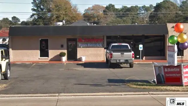 Former State Farm Space thumbnail 3