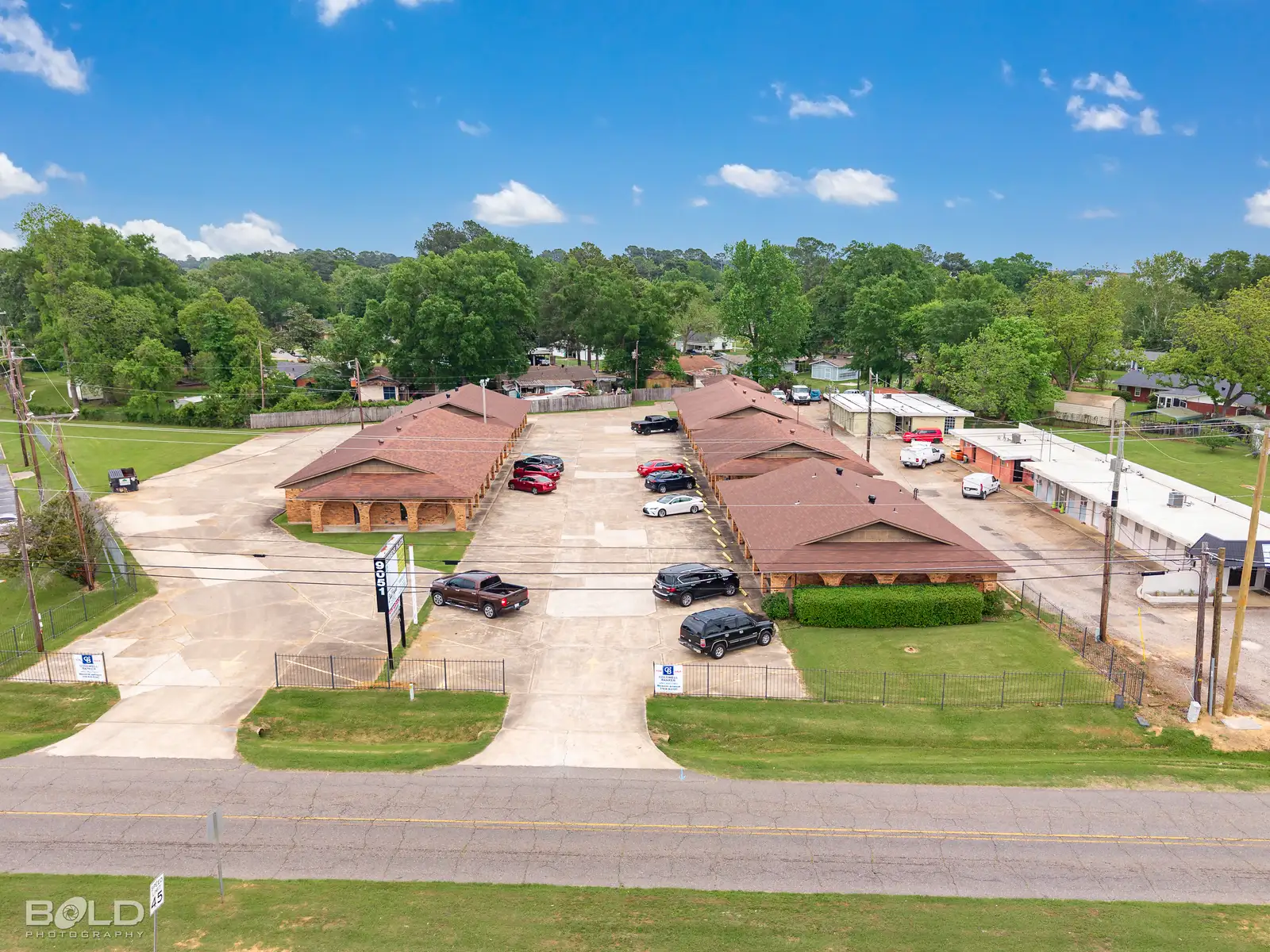 9051 Mansfield Rd