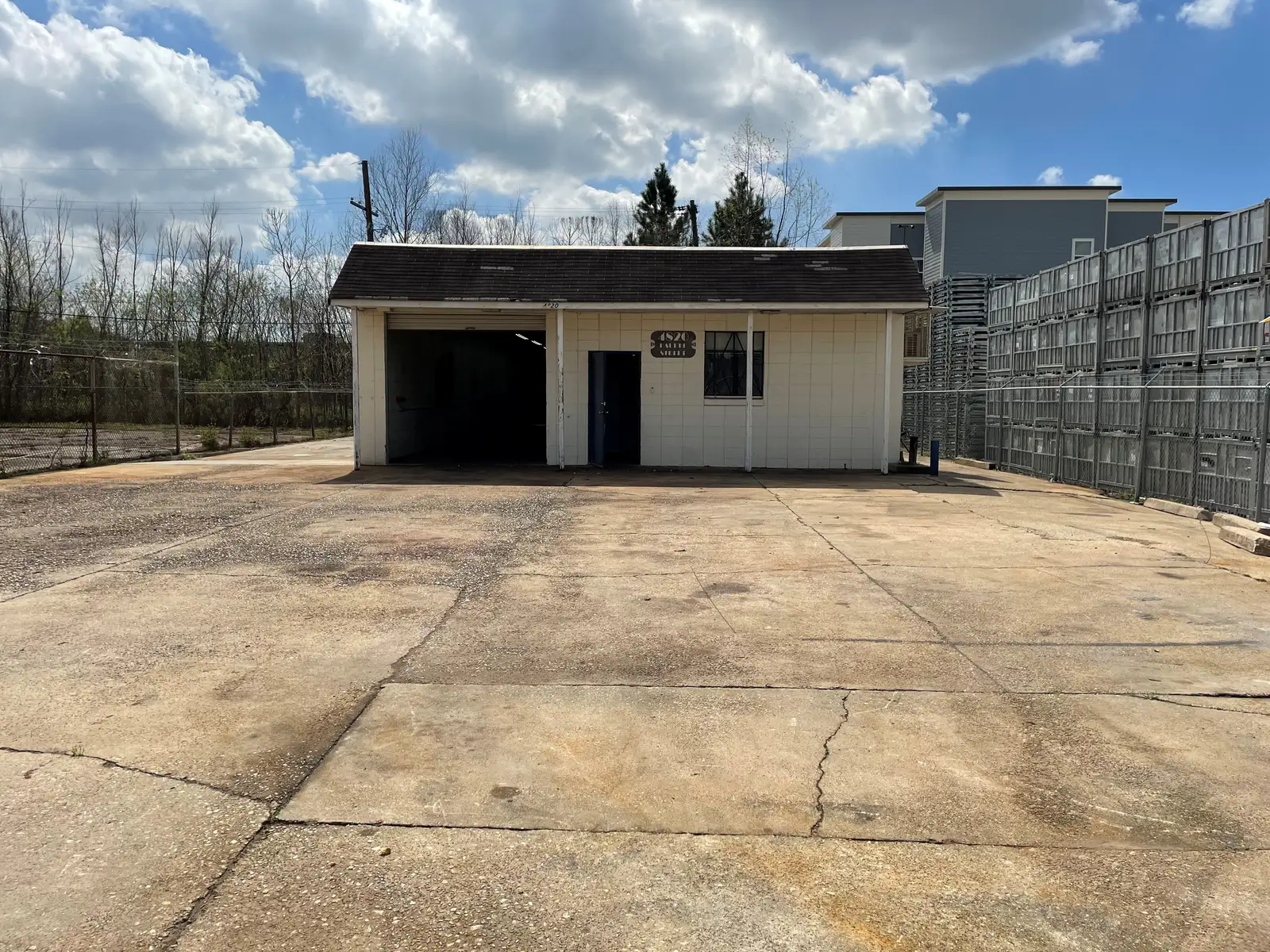 Small Office / Warehouse for Lease