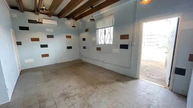 Small Office / Warehouse for Lease thumbnail 4