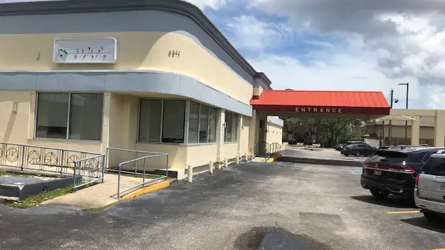 4517 Veterans Blvd., Metairie, LA--Prime Lease Space on Veterans @ Clearview Available! thumbnail 3