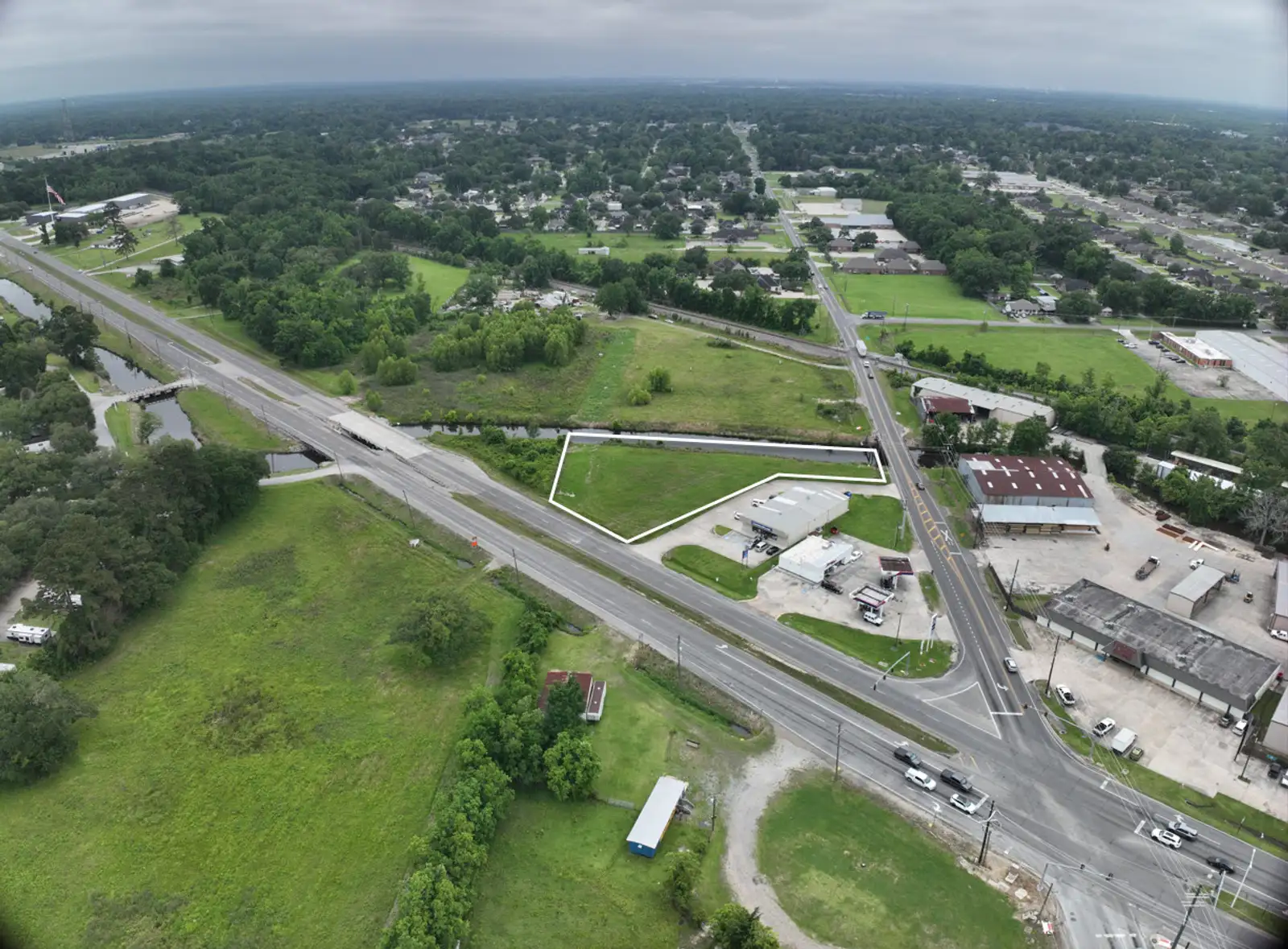 11139 Airline Hwy image 4