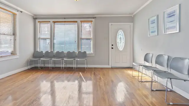 Downtown Office For Sale thumbnail 4