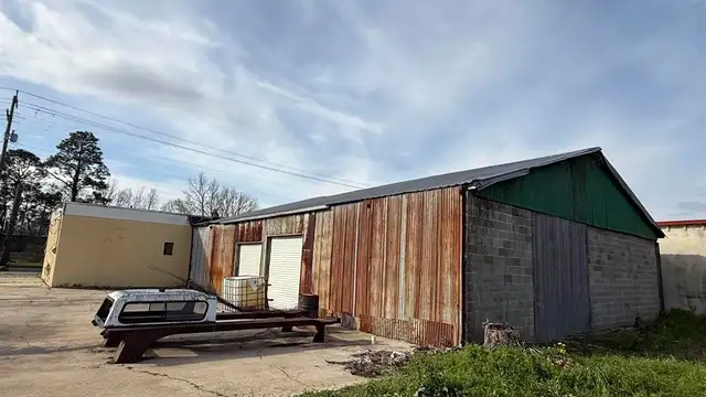 6339 Choctaw Dr thumbnail 3