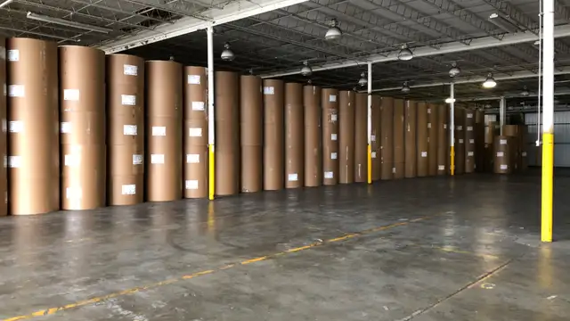 Distribution Warehouse For Lease thumbnail 5