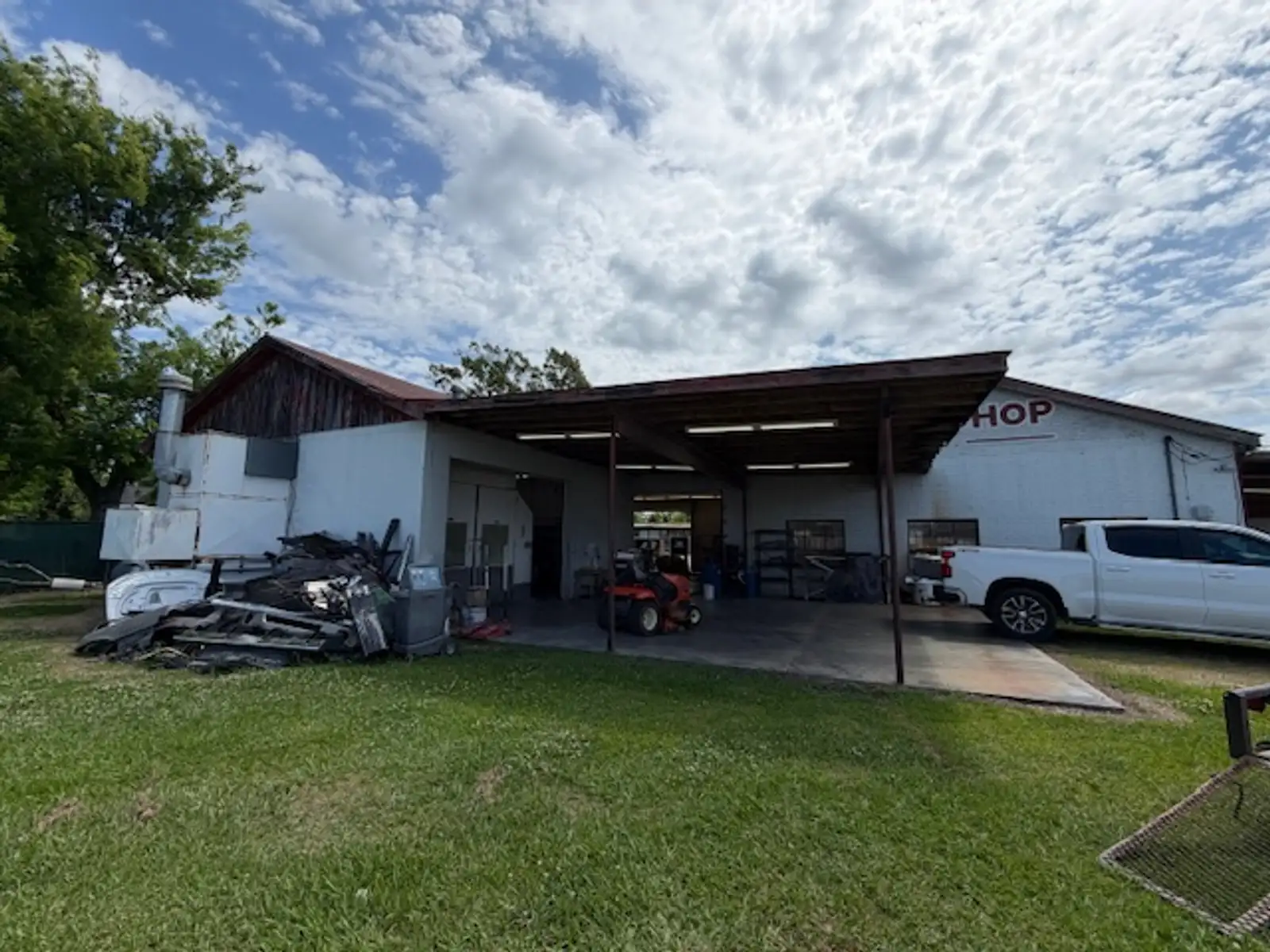 331 E Jefferson St image 9