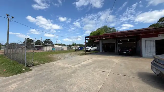 View image 11