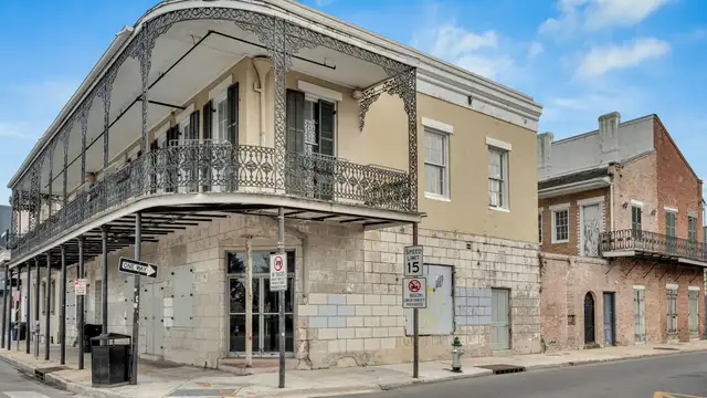 1000 N Rampart St Owner Financing thumbnail 5