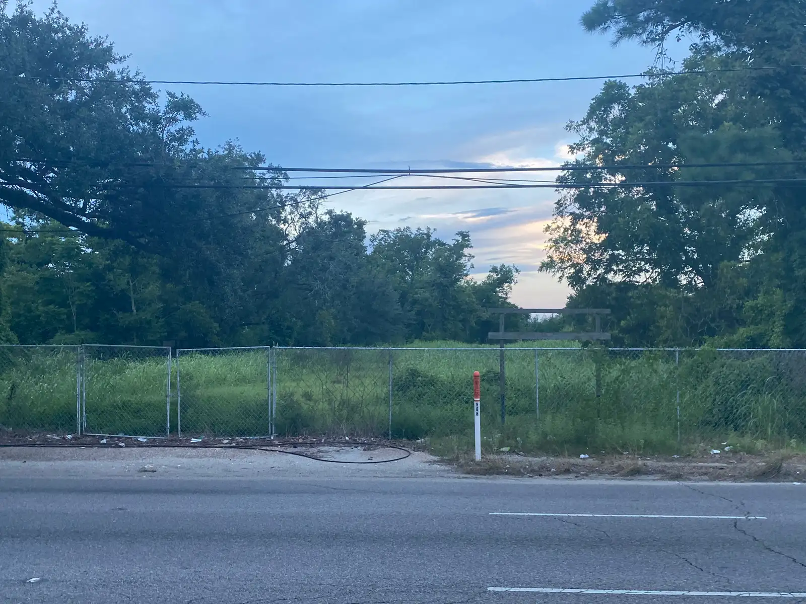 7421 CHEF MENTEUR Highway image 2