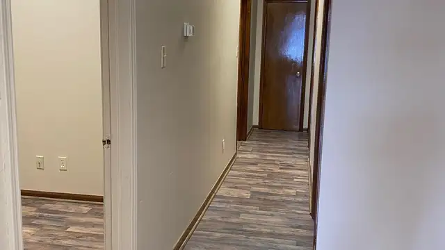 Office for lease thumbnail 4