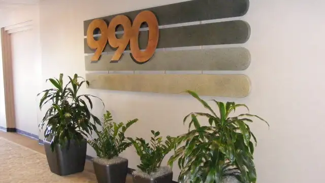 990 N. Corporate thumbnail 3