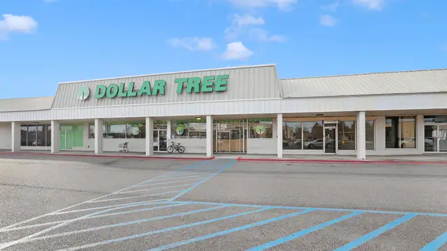 Perkins South Retail Space thumbnail 5