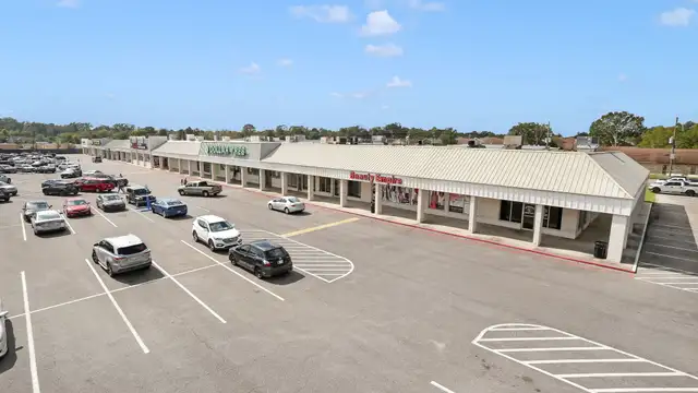 Perkins South Retail Space thumbnail 4