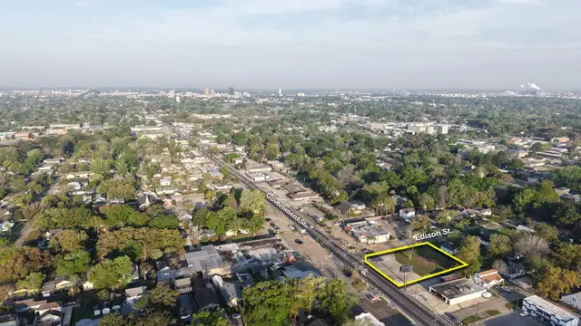 REDUCED - Motivated ≈ 0.5 Acre Tract w. 100' Frontage thumbnail 5