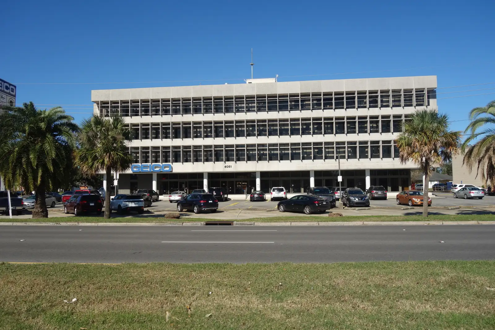 4051 Veterans Blvd image 14