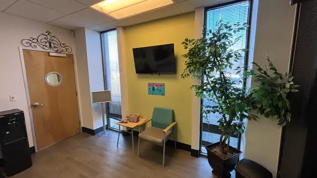 Medical Office for Lease thumbnail 3