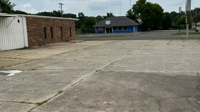 4120 Hearne Ave thumbnail 5