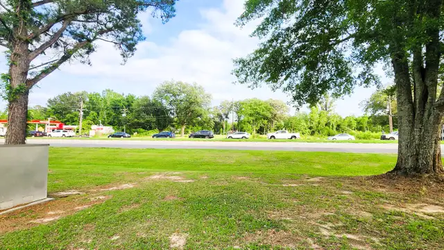 9442 Hooper Rd thumbnail 5