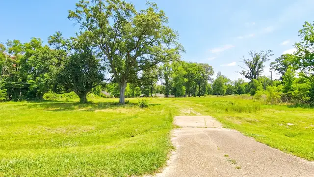9442 Hooper Rd thumbnail 4