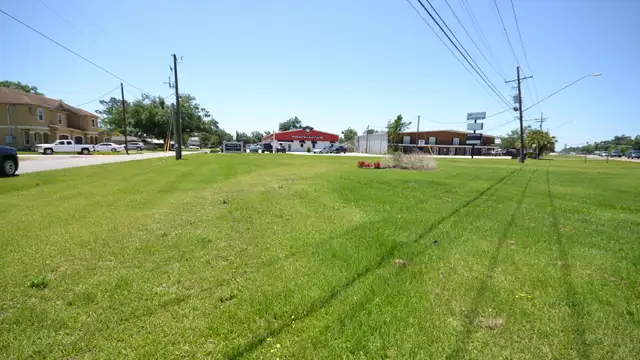 12429 US-90 thumbnail 5