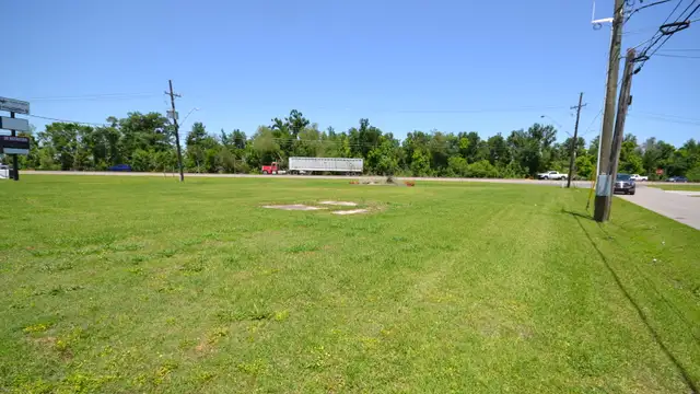12429 US-90 thumbnail 4