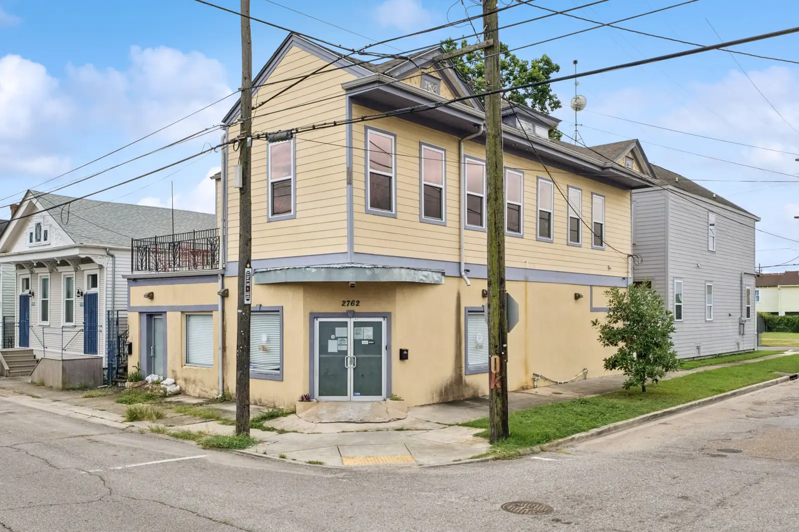2762 Orleans Ave