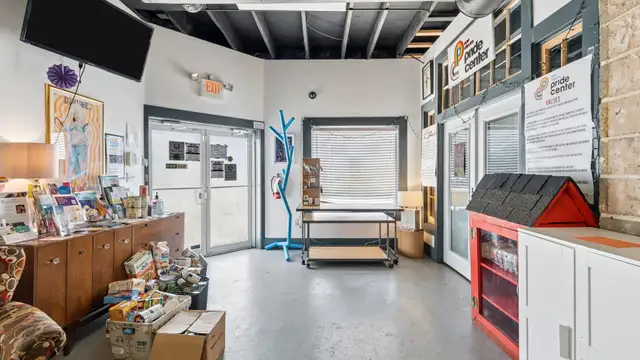 2762 Orleans Ave thumbnail 4
