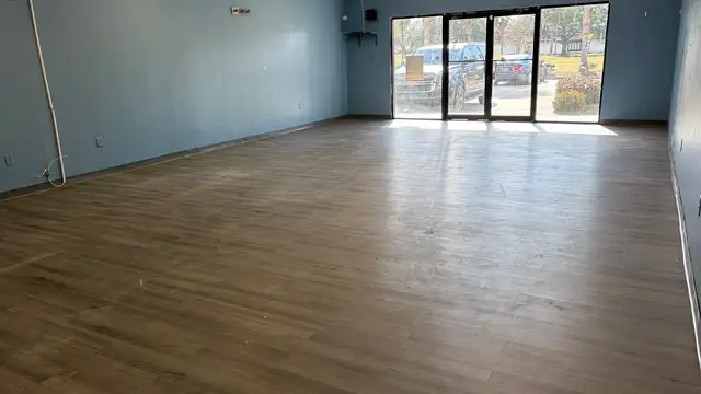 5951 Bullard Ave Ste 1 thumbnail 3