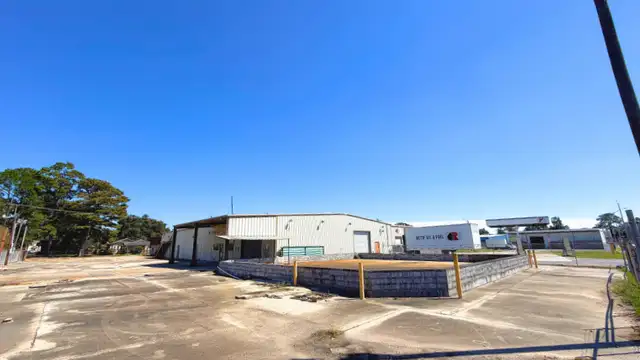 Downtown Adjacent Industrial Site - 313 N Chestnut St thumbnail 4