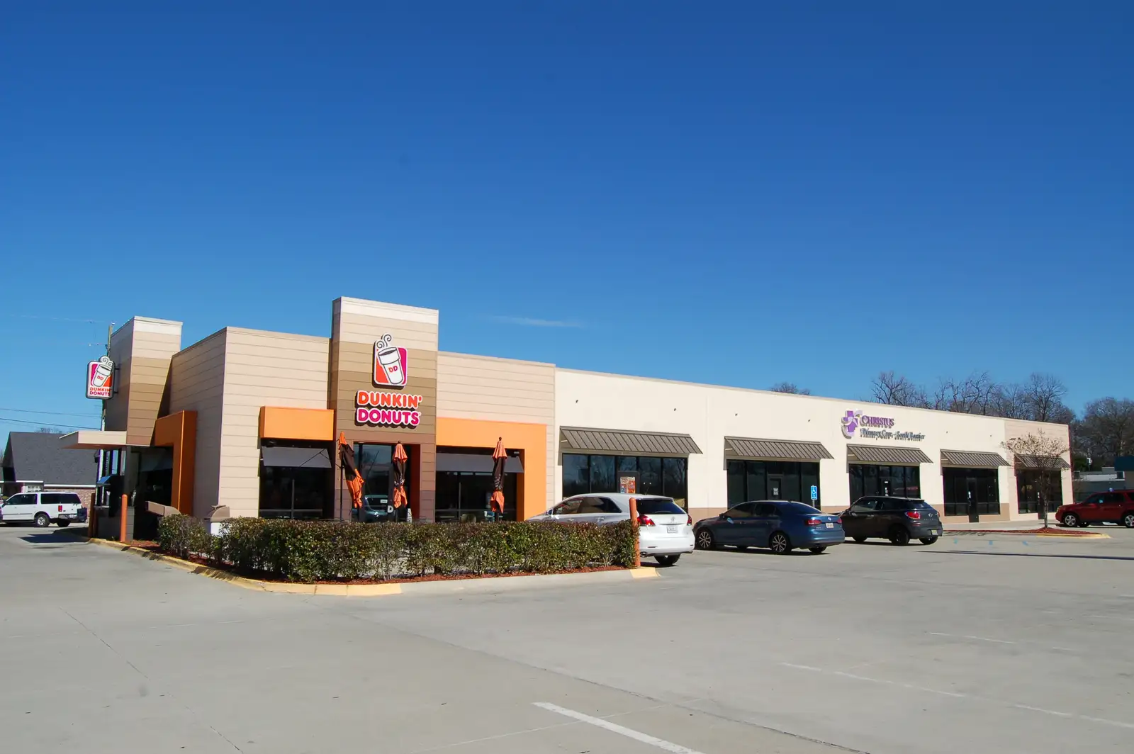 Prime Retail Space For Lease