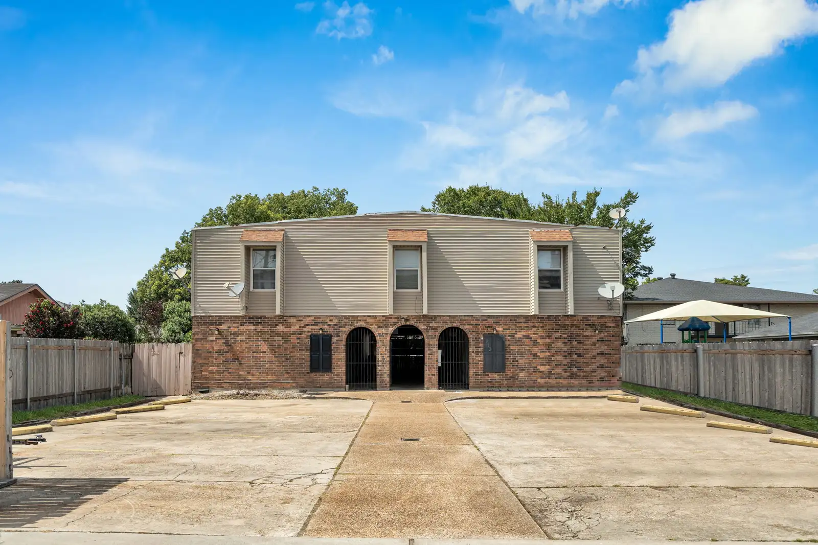 213 Rosebud St