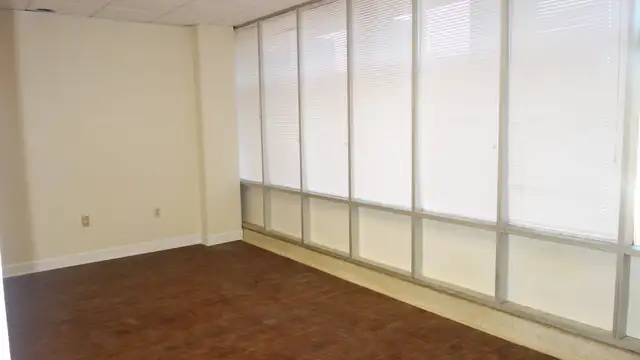 4051 Veterans Blvd thumbnail 4