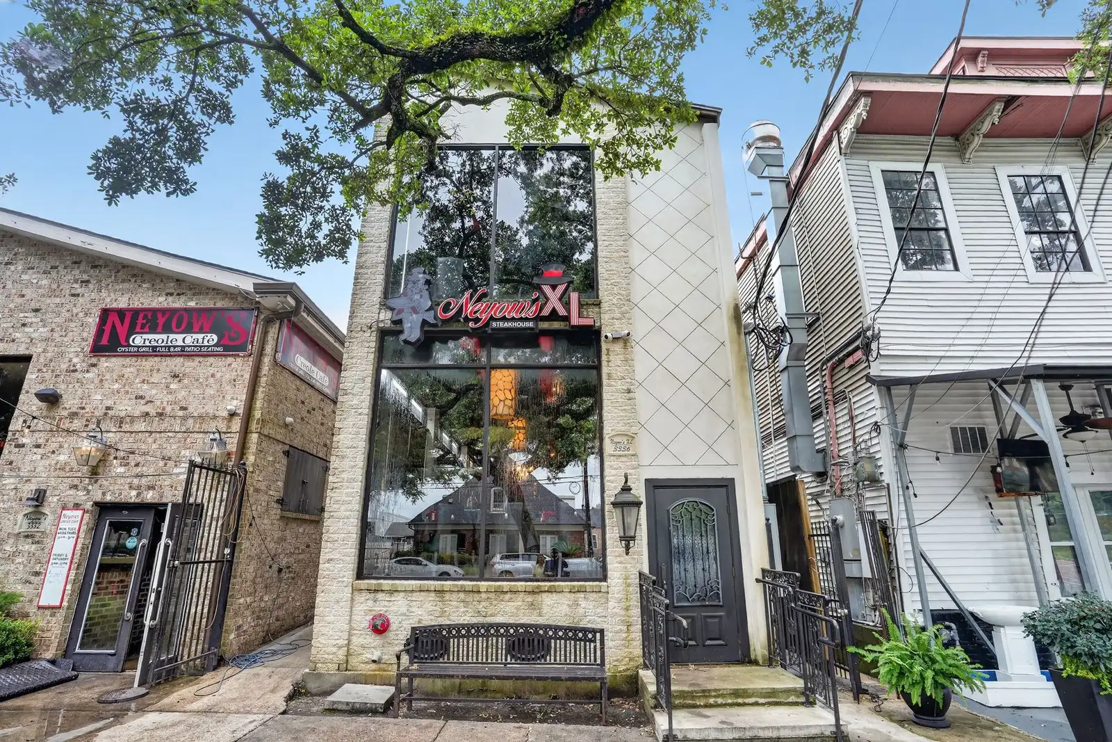 3336 Bienville Ave