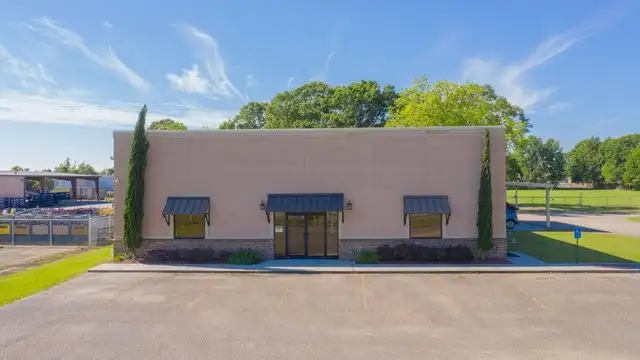 255 Rousseau Rd thumbnail 2