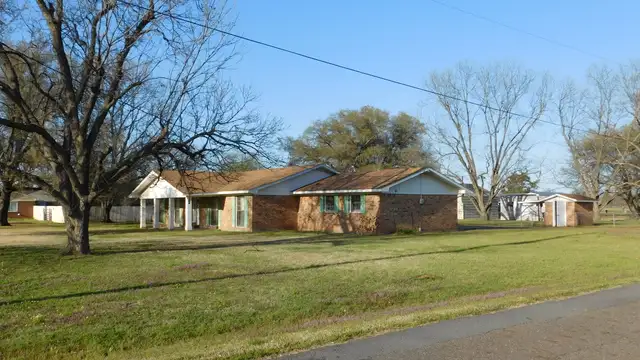 4400 Airline Dr thumbnail 3