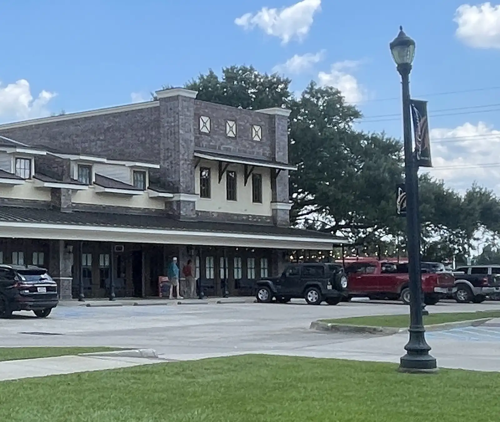 Building B South - Oak Crossing