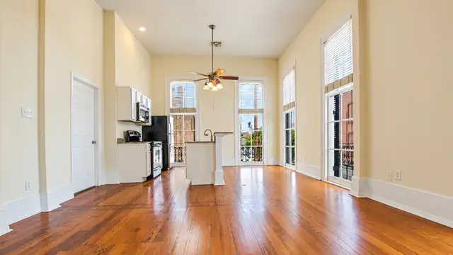 Lower Garden District 6-Plex For Sale thumbnail 5