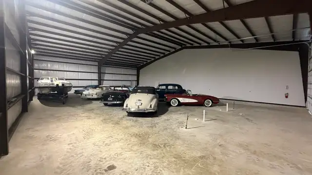Office/Warehouse 2.5 miles from Amazon Data Project thumbnail 4