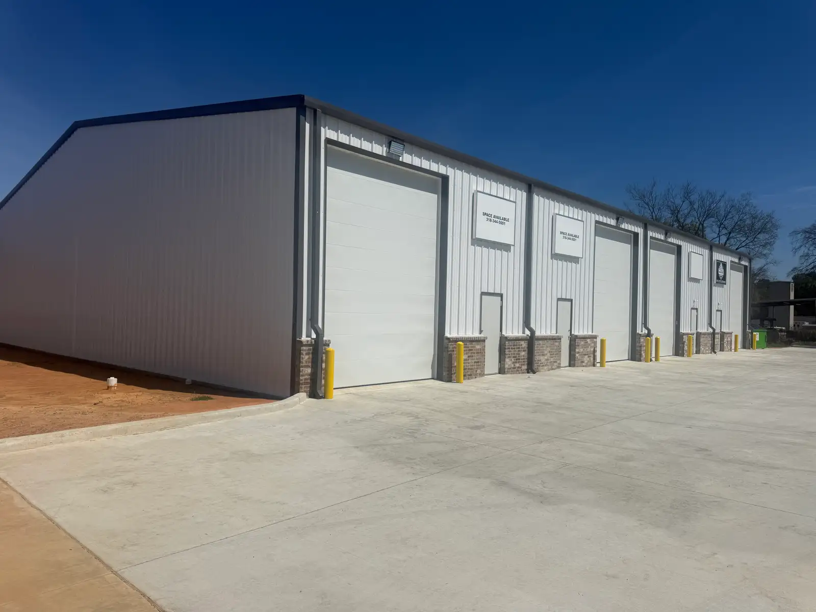 Office/Warehouse 2.5 miles from Amazon Data Project