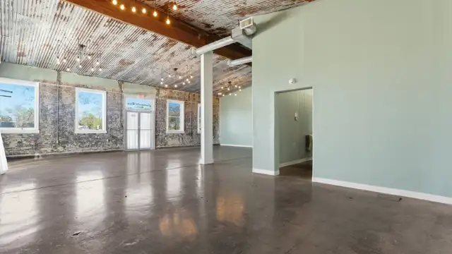 View image 10