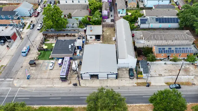 213 N Galvez St thumbnail 2